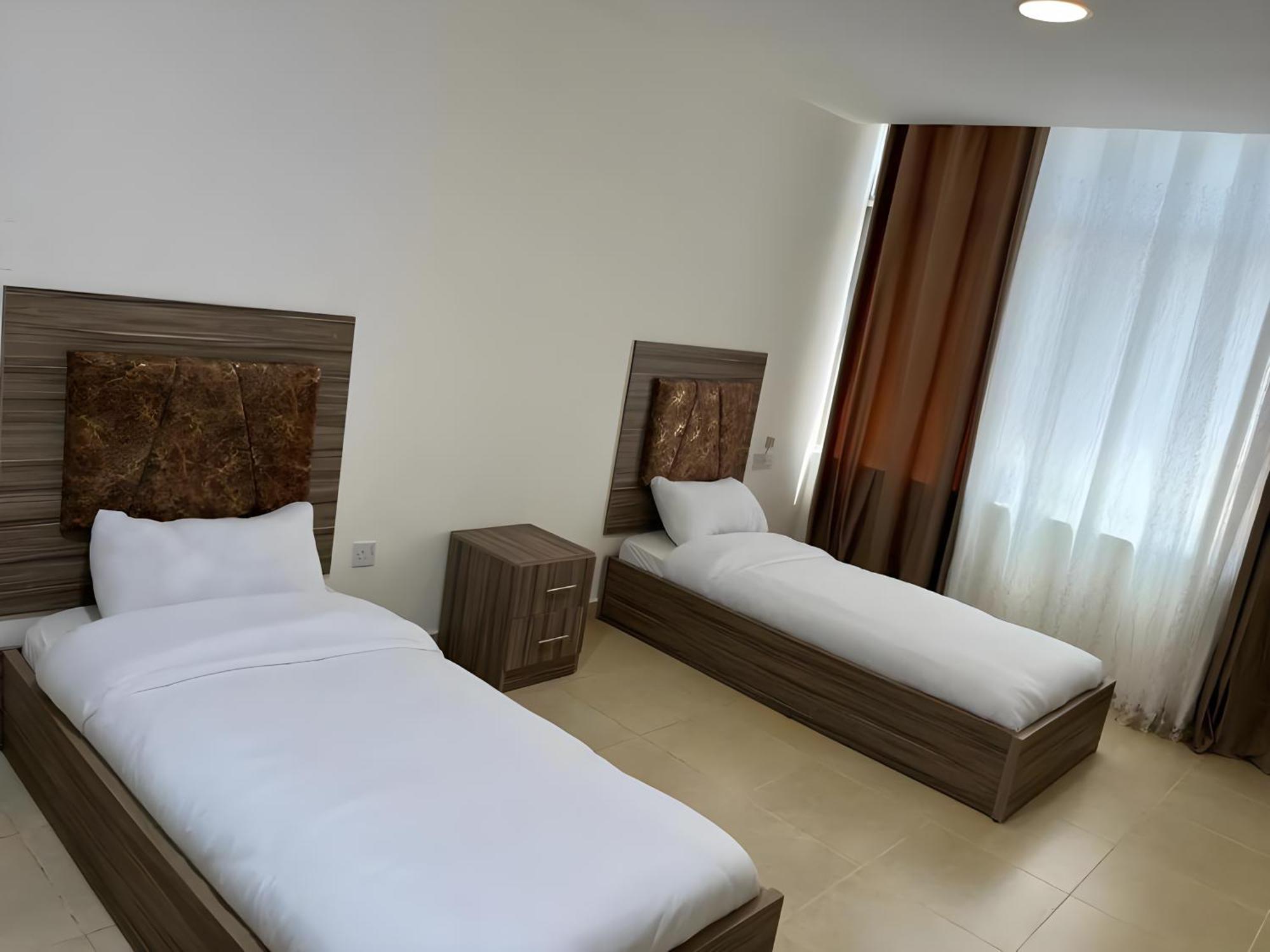 Rayan Hotel Apartments Амман Екстер'єр фото