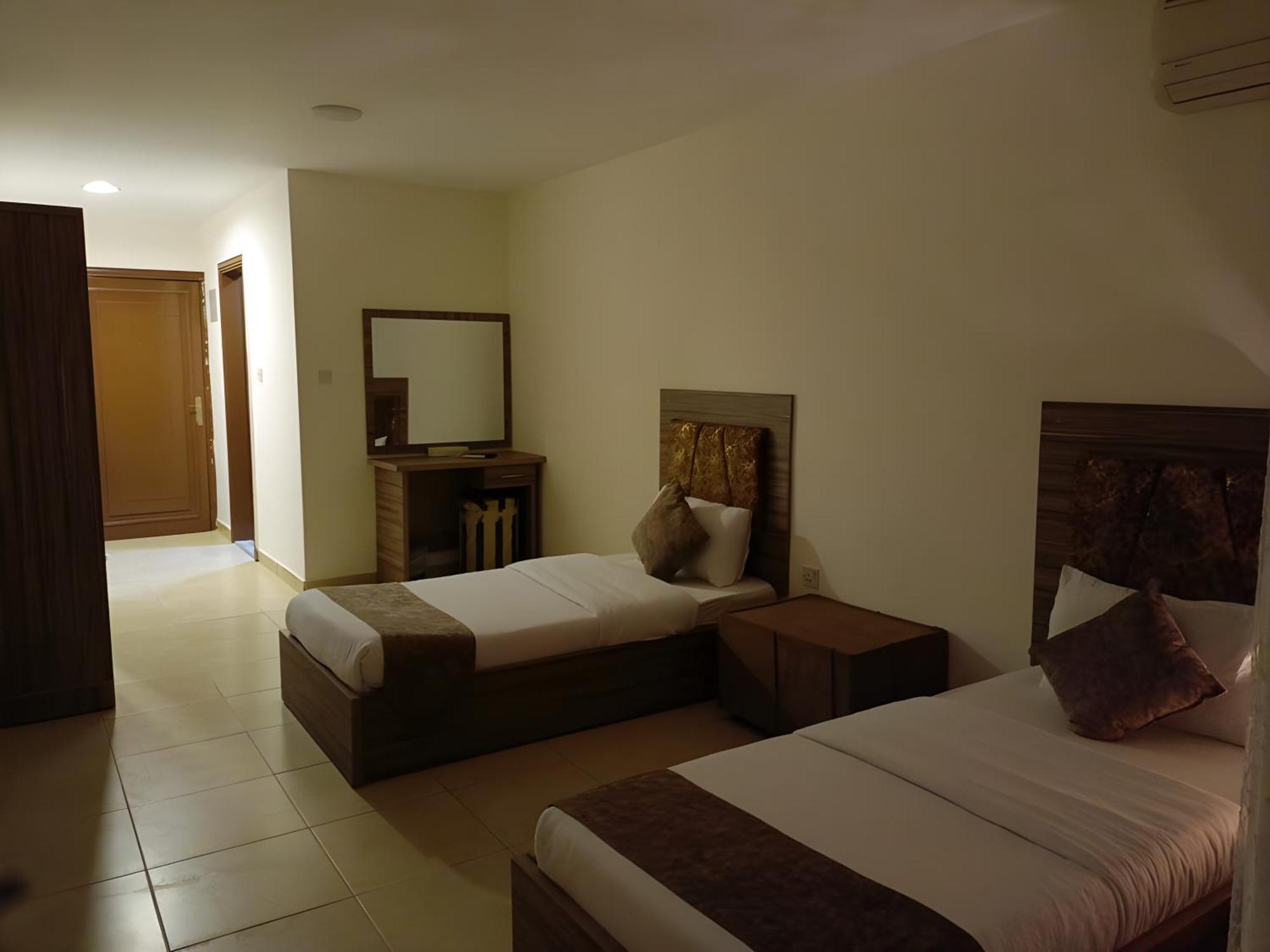 Rayan Hotel Apartments Амман Екстер'єр фото